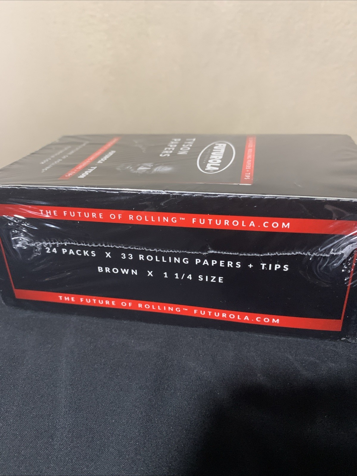Futurola Tyson 24 Packs x 33 Rolling Papers + Tips (Brown / 1 1/4 Size)