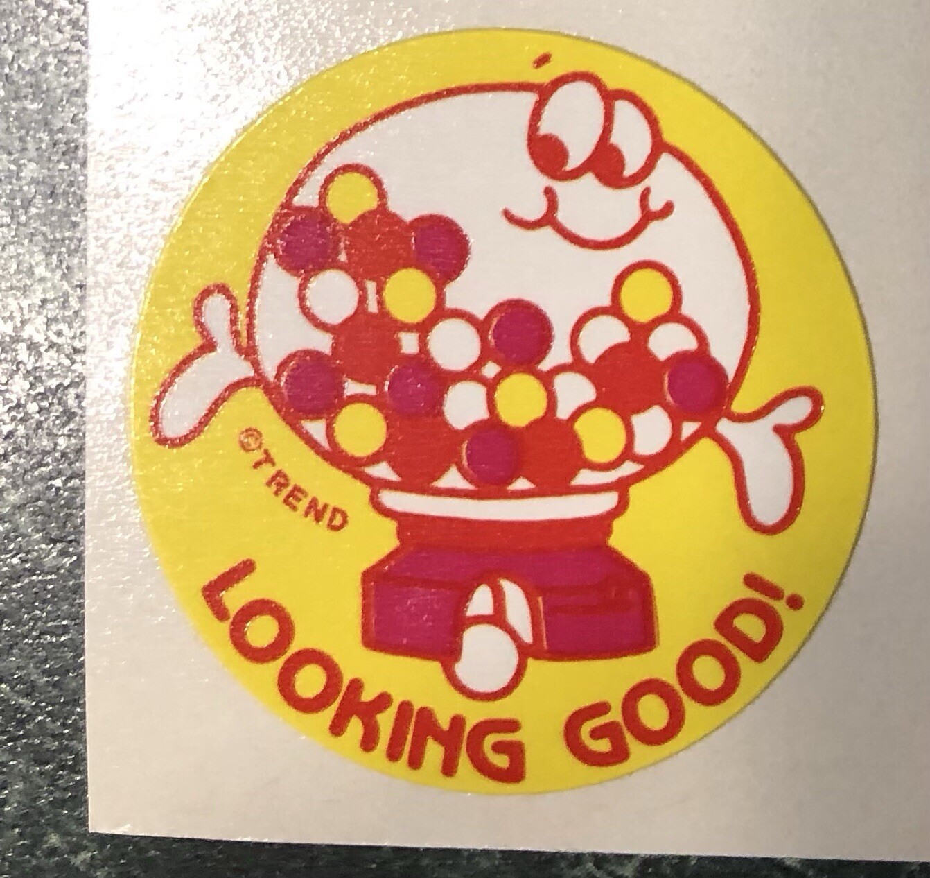 VINTAGE 80s TREND Scratch & Sniff BUBBLE GUM Scent Stinky Sticker, LOOKING GOOD!