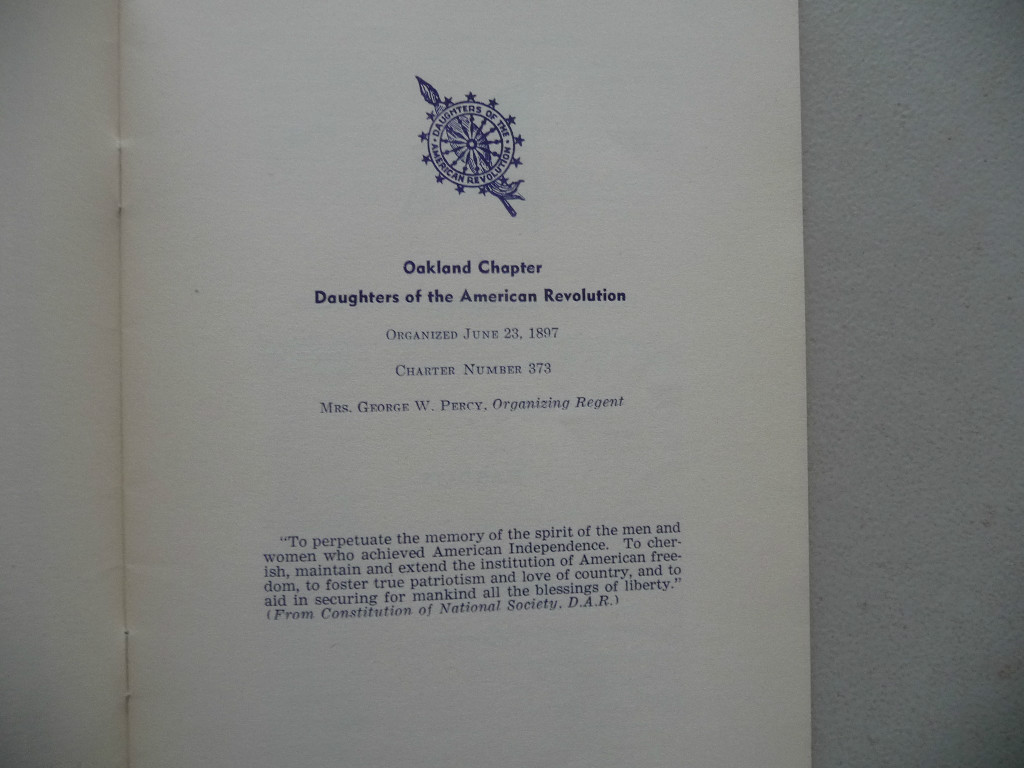 DAUGHTERS OF THE AMERICAN REVOLUTION OAKLAND CALIFORNIA CHAPTER 1948 YEARBOOK