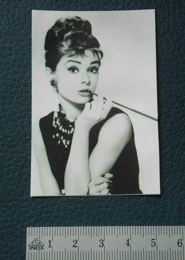 Sticker “Hepburn” Sticker Matte Look Laptop, Smartphone, Stickerbomb …