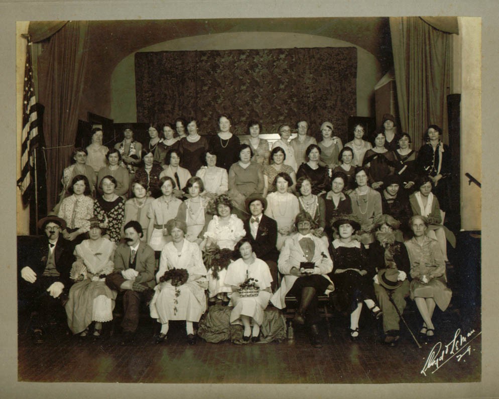 Unknown ladies theatre group photo Lloyd & Leman 1929
