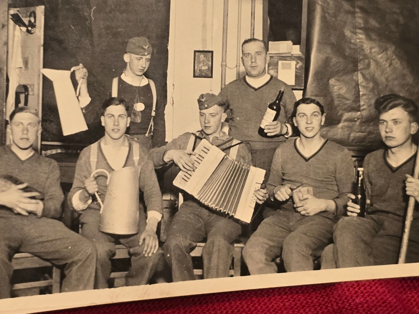 DRUNK! LUFTWAFFE SOLDIERS DRINKING w ACCORDION WW2 WWII German Wartime photo