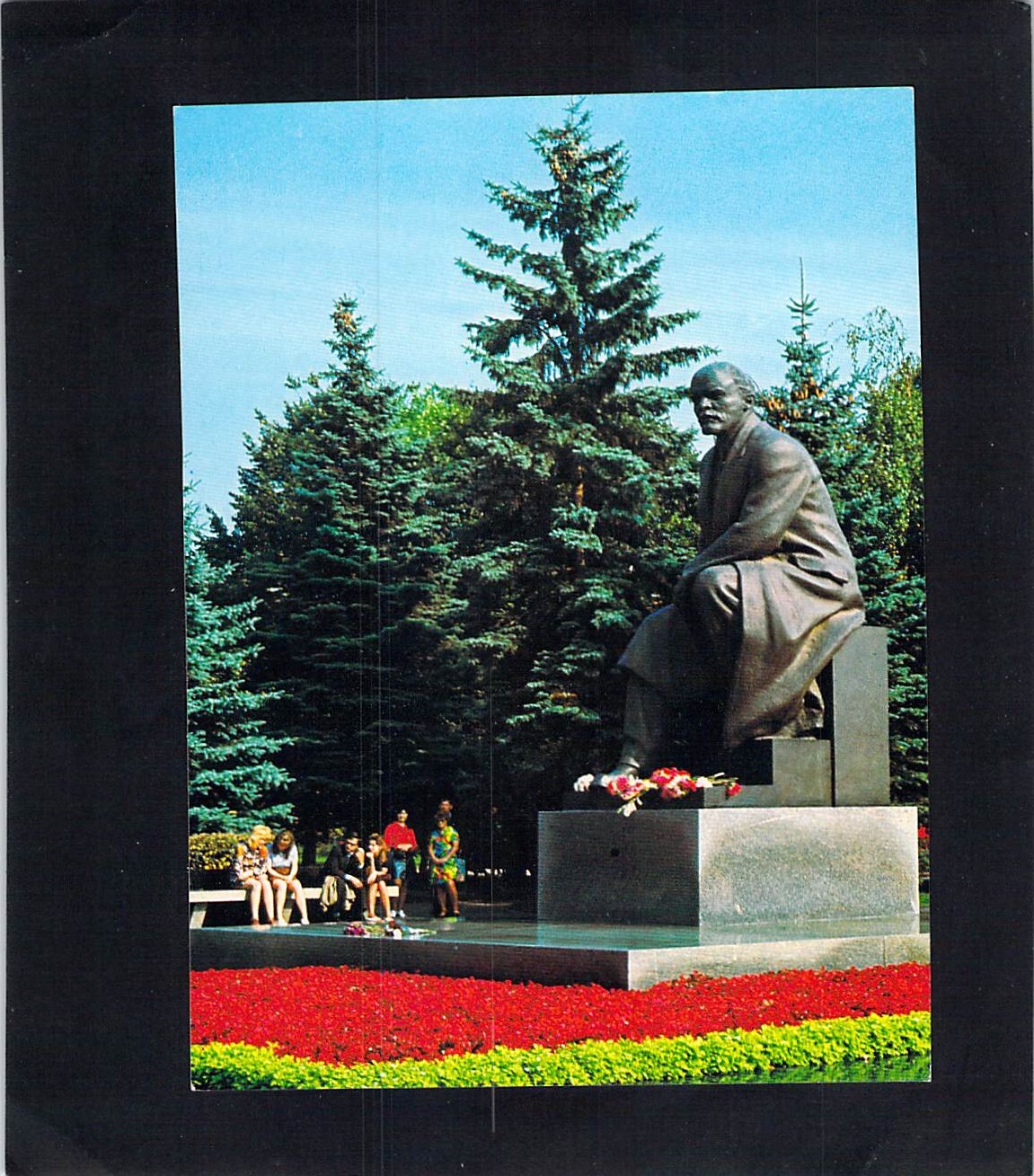 I2943 Transport Soviet Airlines Lenin Monument Moscow postcard