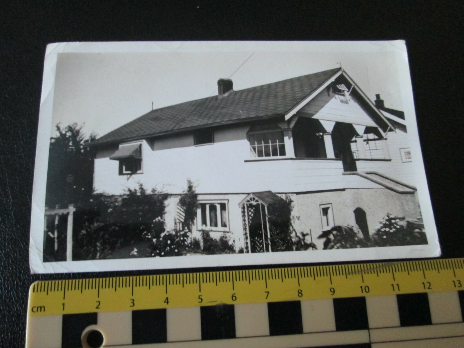 Photo of house unknown location/date 13 x 8 cm
