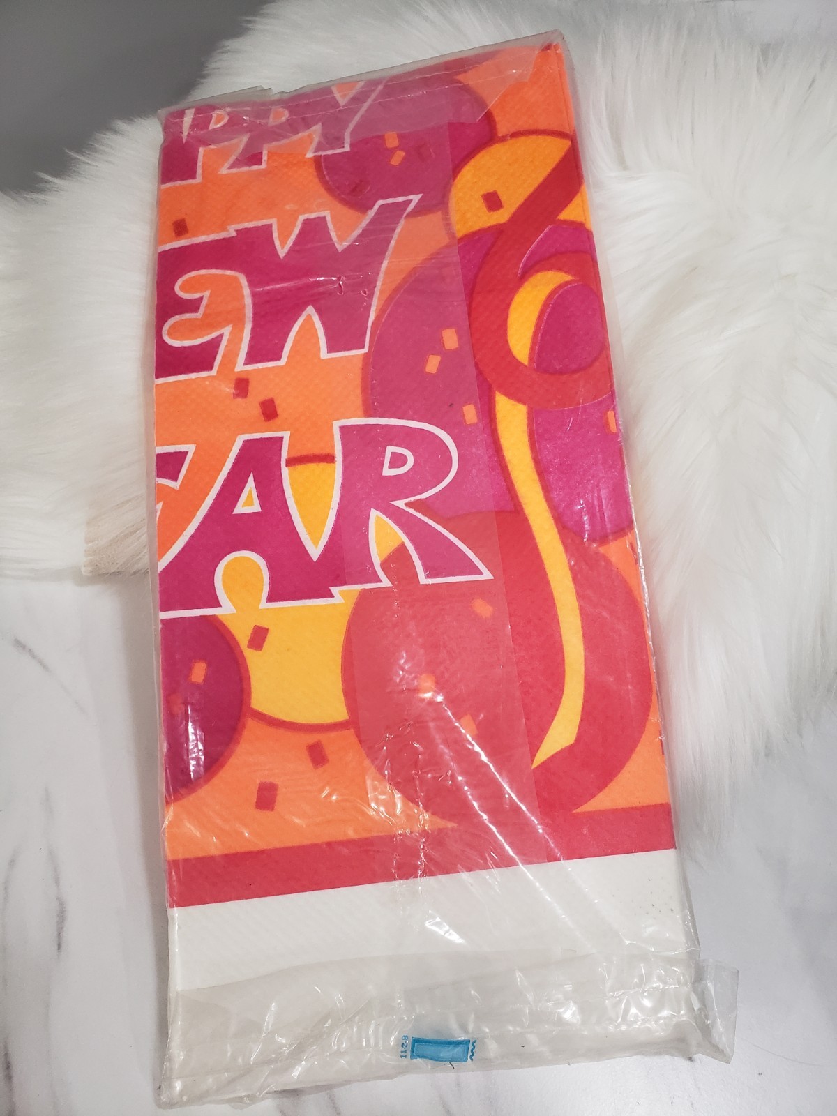 NEW 70s Mod Crepe PAPER Table cover HAPPY NEW YEAR pink orange retro party decor