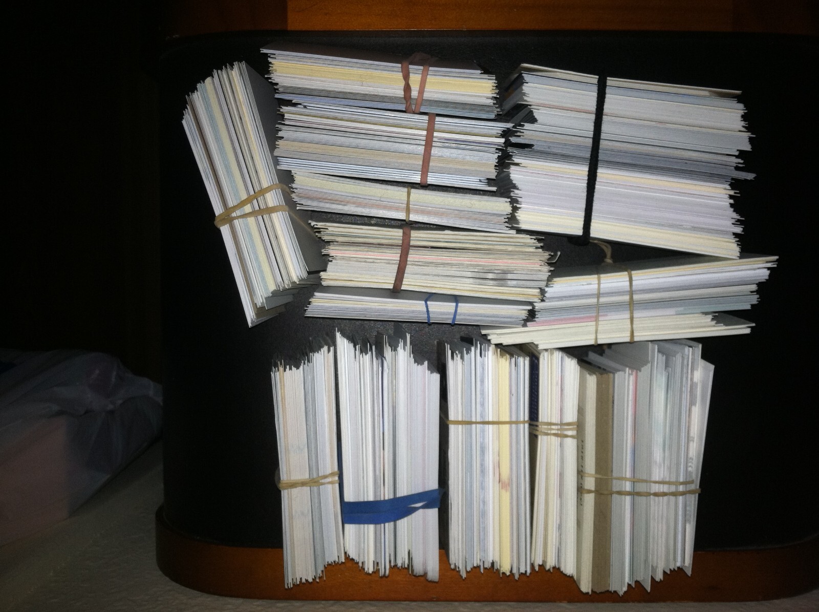 100 COLORFUL BUSINESS CARDS. LOT=COLLECTION of 100 DIFFERENT. NO DUPLICATES