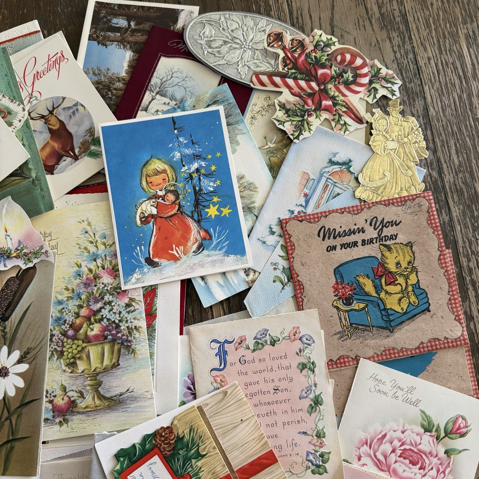 200+ Lot Used Greeting Cards + Paper Scraps 1930-1970s Scrapbooking Art Ephemera