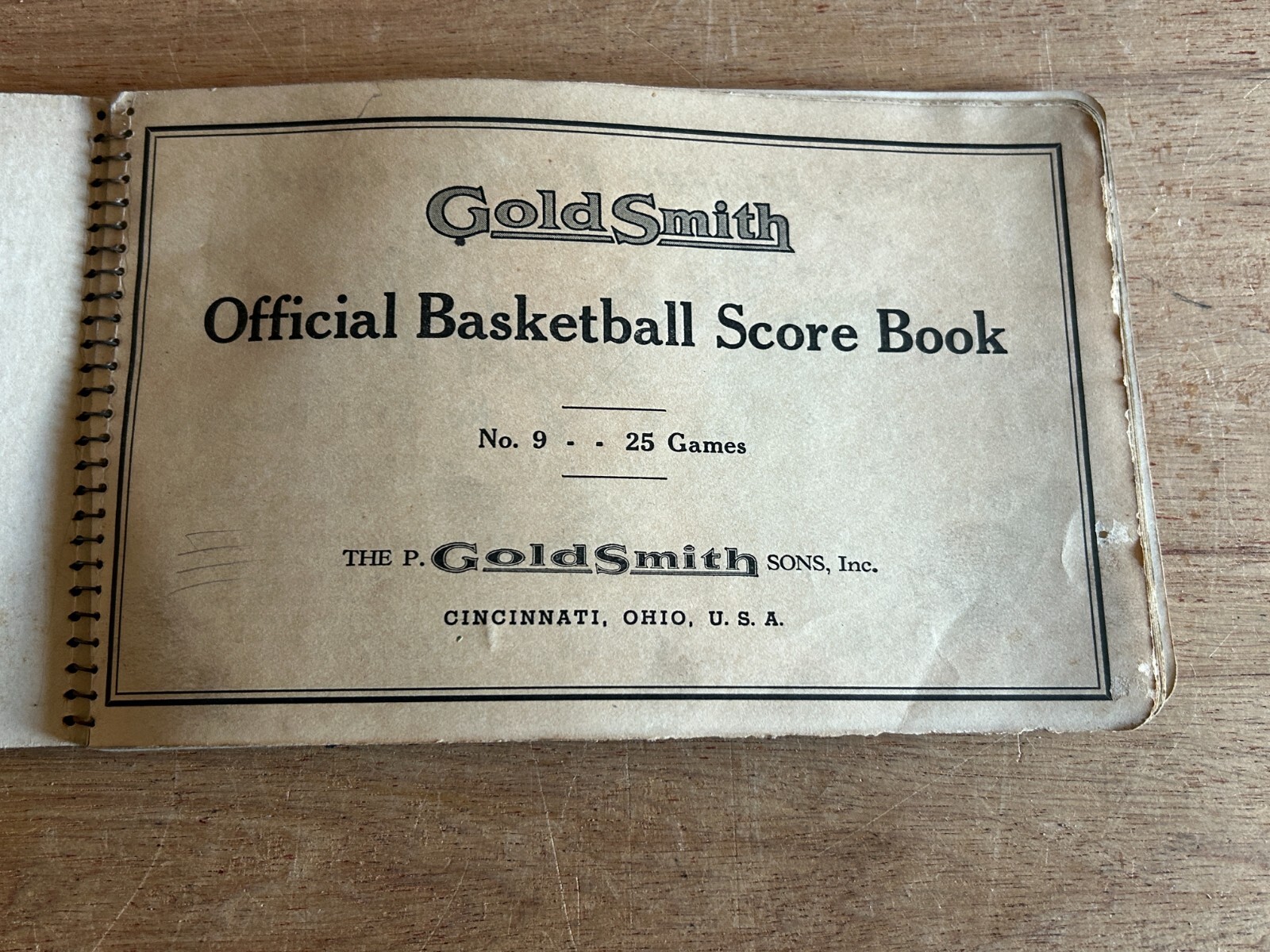 Gold Smith Official Basketball Score Book 1938-39 Badger Paints Cudahy Vtg Ads