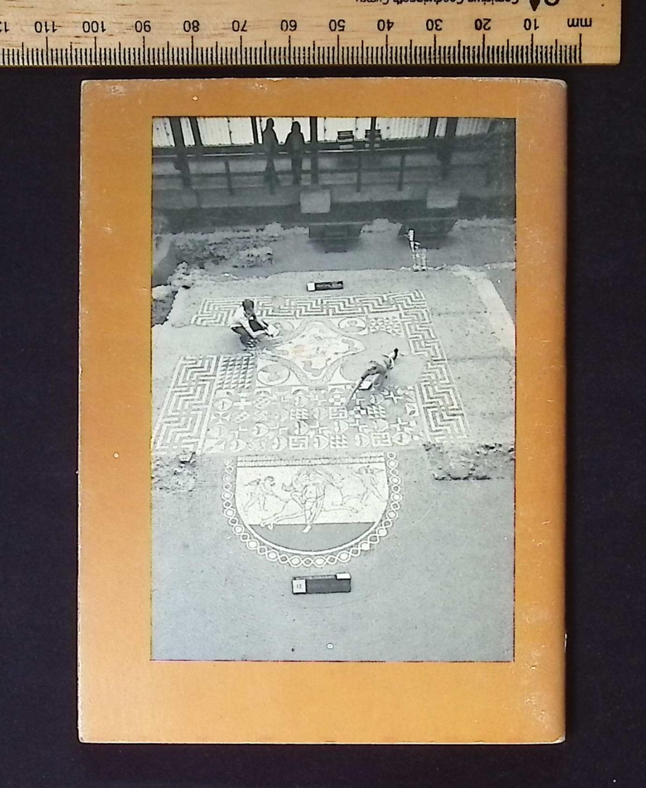 I-SPY – Archaeology by Big Chief I-SPY, 1972 The Dickens Press PB
