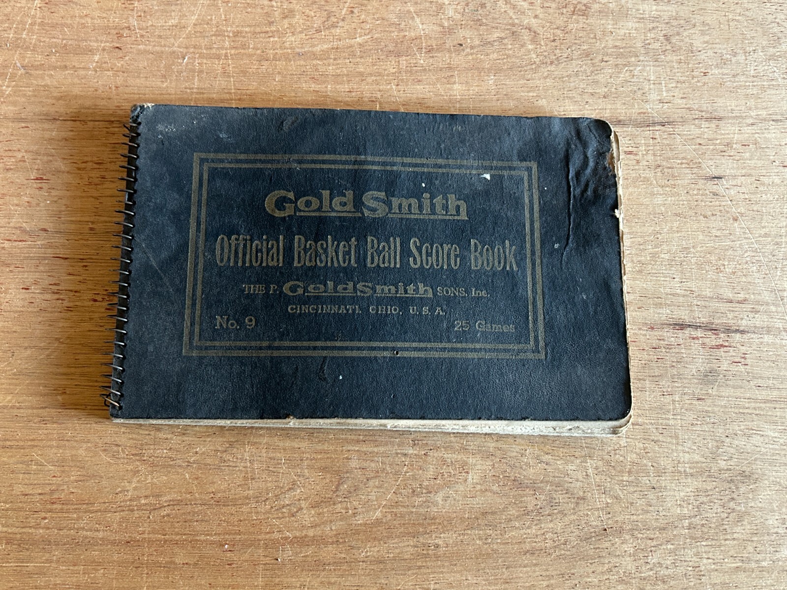 Gold Smith Official Basketball Score Book 1938-39 Badger Paints Cudahy Vtg Ads