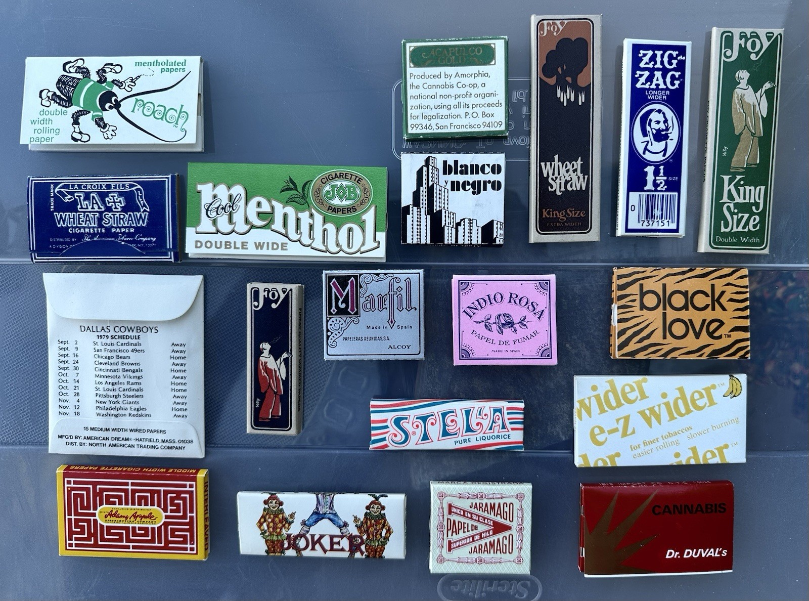 CHOICE OF – ONE ONLY – CIGARETTE ROLLING PAPER PACK VINTAGE 1970s UNUSED/MINT