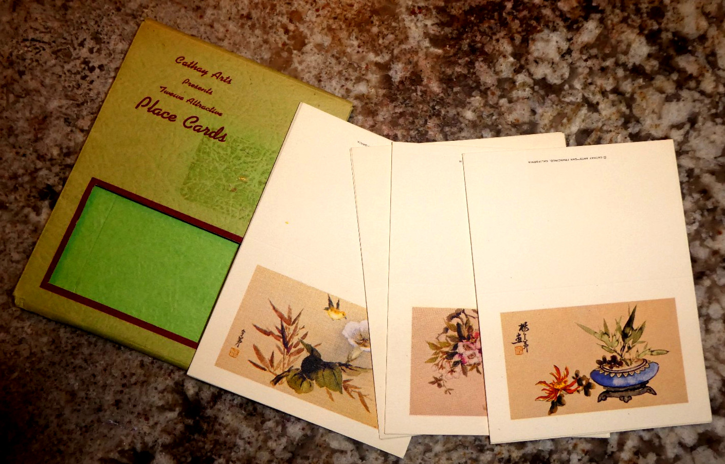 LARGE LOT Vintage 1920s-1970s Place Name Cards Hallmark Art Deco Costume/Fashion
