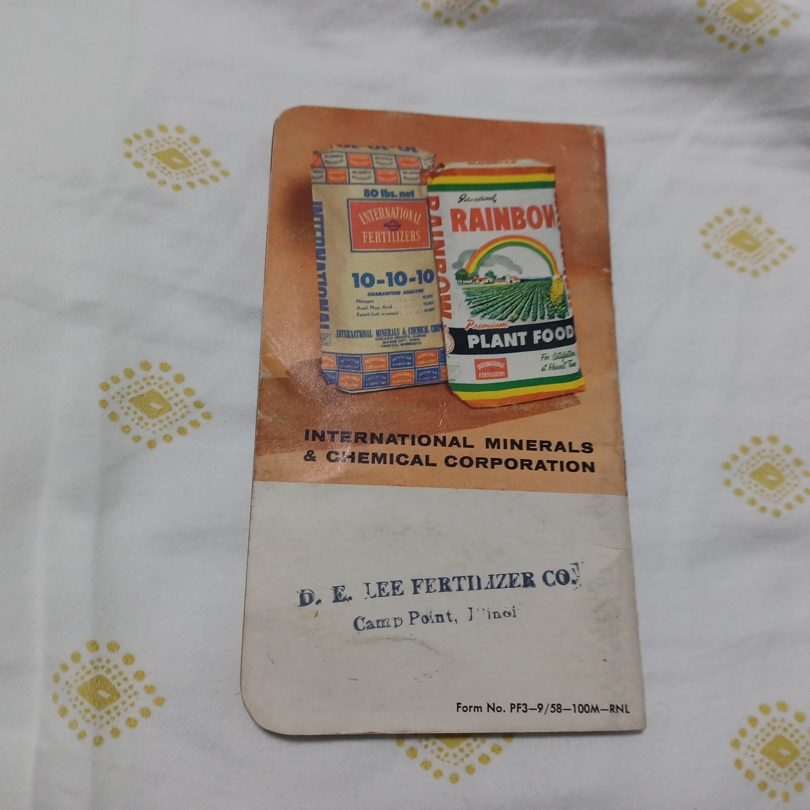1958 Rainbow Premium Plant Food Calendar Pamphlet Camp Point IL Lee Fertilizer