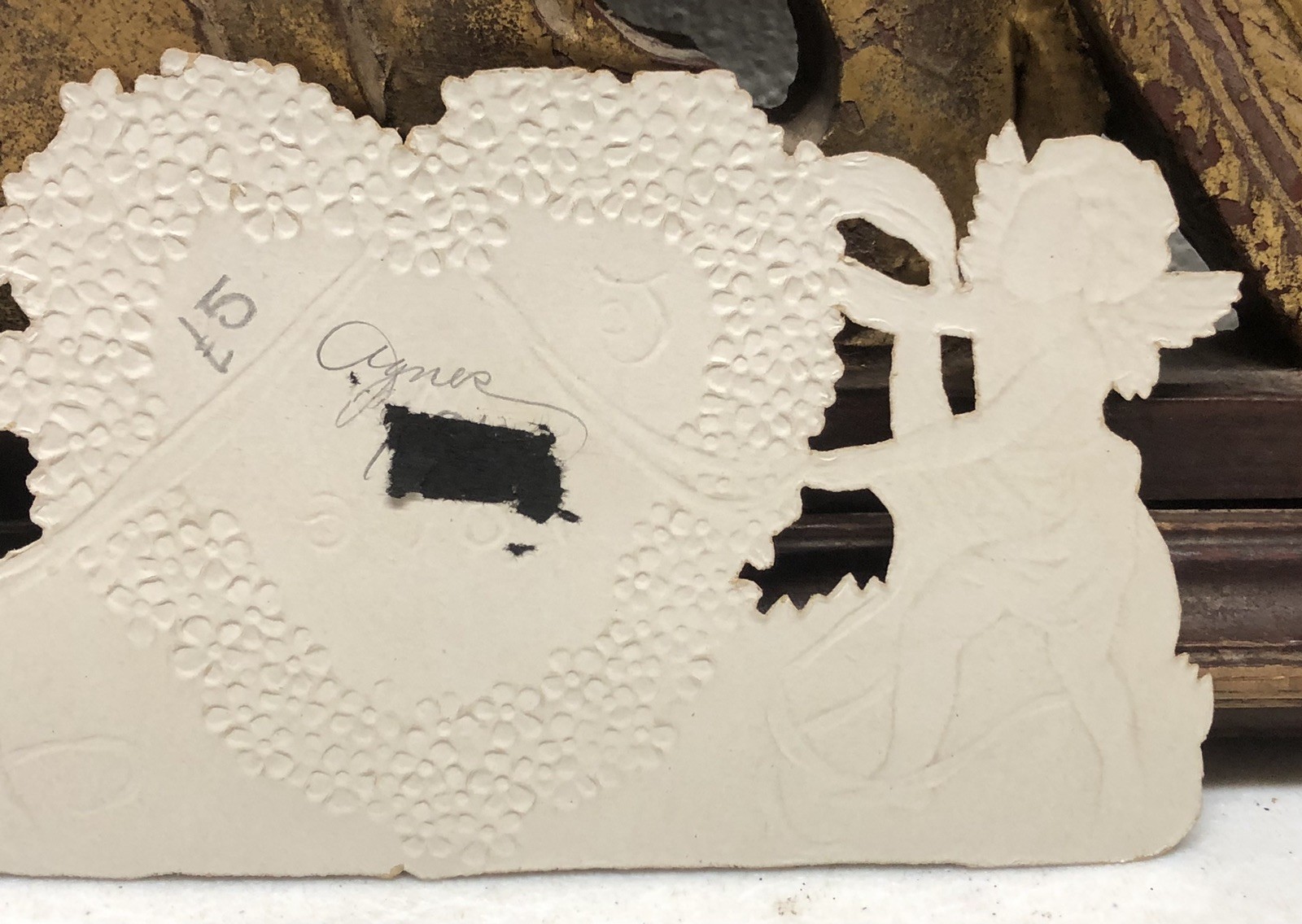 Scrap of 2 Cherubs Holding Ribbons in Heart Shape “To My Love”