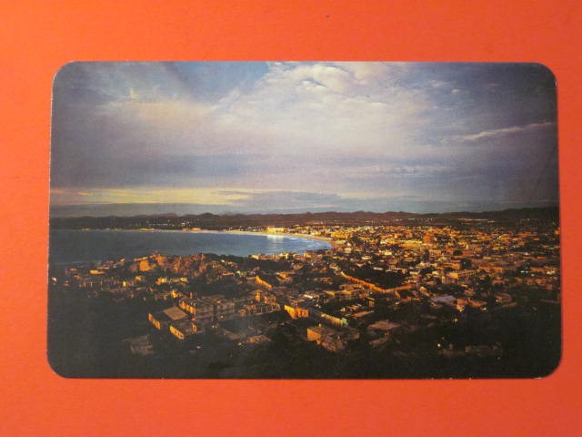 Tarjeta Post Card: Mazatlan’s North Beach – Sin., Mexico / 3-3/8″ x 5-1/2″