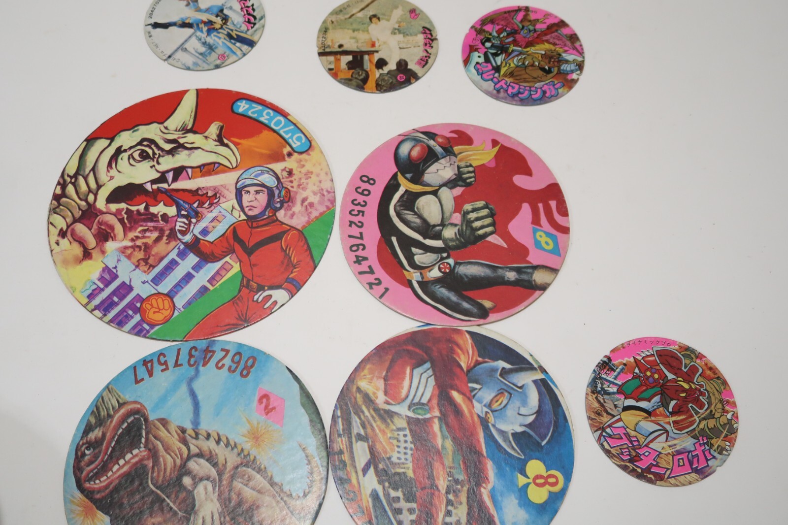Vintage Japanese Menko Cards Lot – Approx. 140 Pieces Masked Rider Mazinger Z