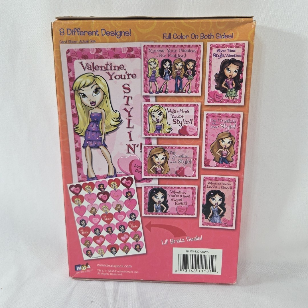 LIL BRATZ 32 VALENTINES CARDS. New And Sealed Ephemera MGA USA MADE Early 2000s