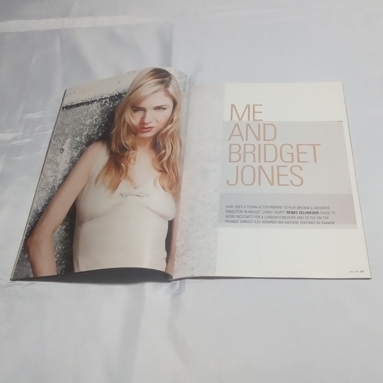 NM Renee Zellweger Oct-Dec 2000 Hot Air Virgin Atlantic Magazine ~ Bridget Jones