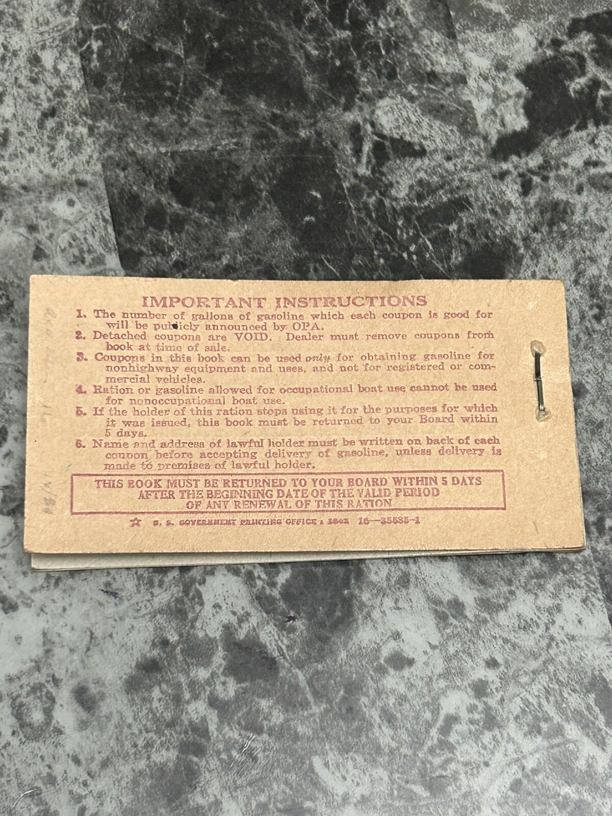 1943-1944 NON HIGHWAY RATIONS BOOKLET WITH 4 FULL PAGES LEFT CHICAGO ILLINOIS
