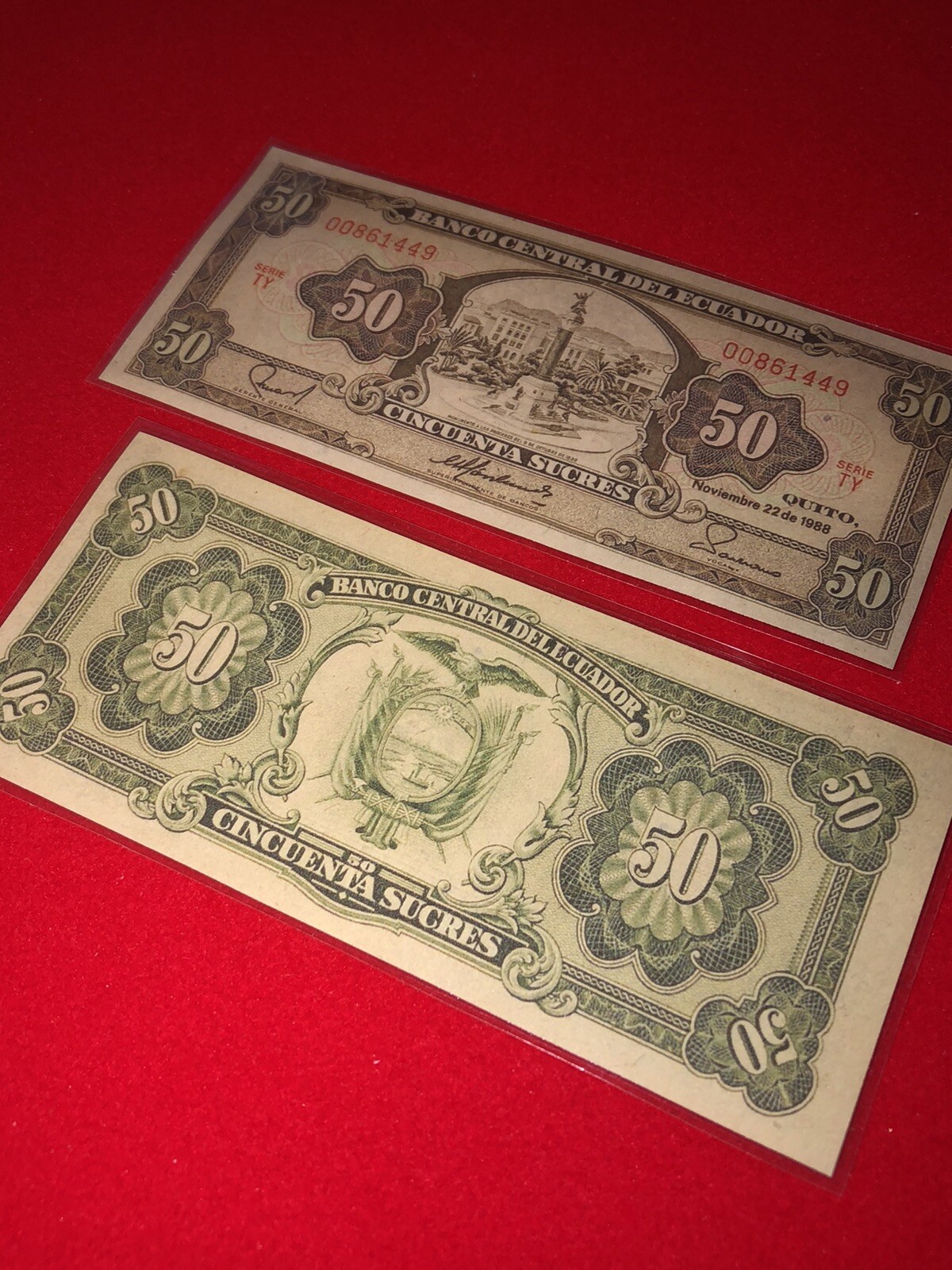 ECUADOR / LAMMINATED HISTORICAL REPLICA SOUVENIR PRINT – 50 ECUADORIAN PESO NOTE