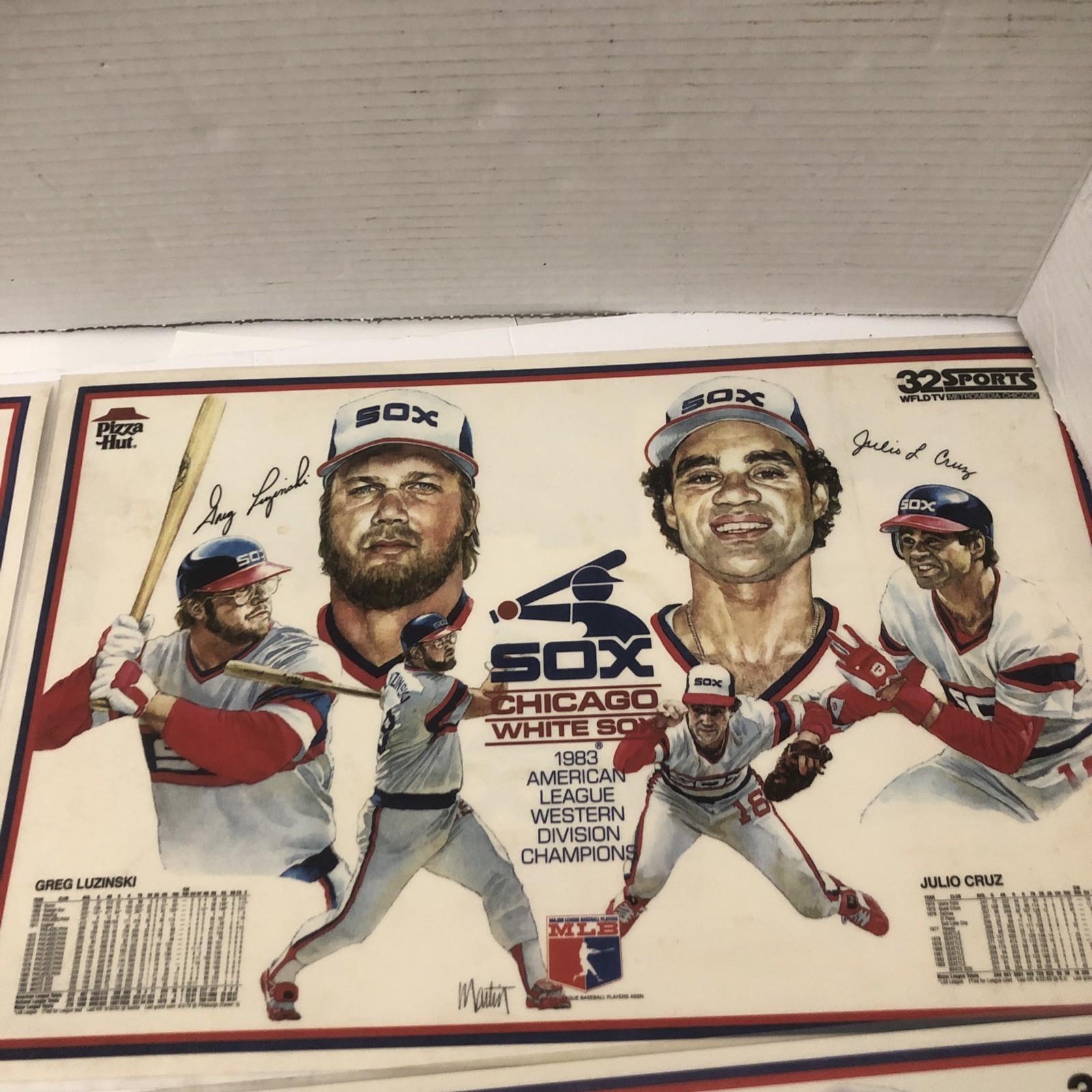 Vintage 1983 Signed (facsimile) Chicago White Sox Pizza Hut placemats. Lot Of 4