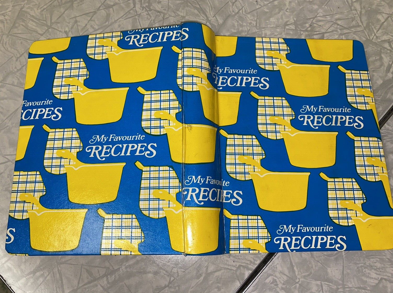 Vintage 1960’s My Recipes Recipe Binder Metal 3 Ring with envelopes and paper