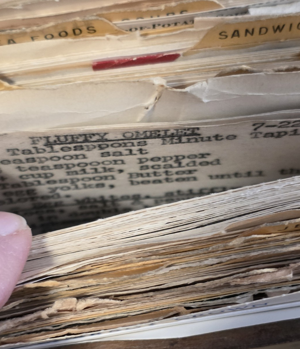 Great Collection RECIPES ca 1950s Some Typed Most from Equitable Gas some Handwr