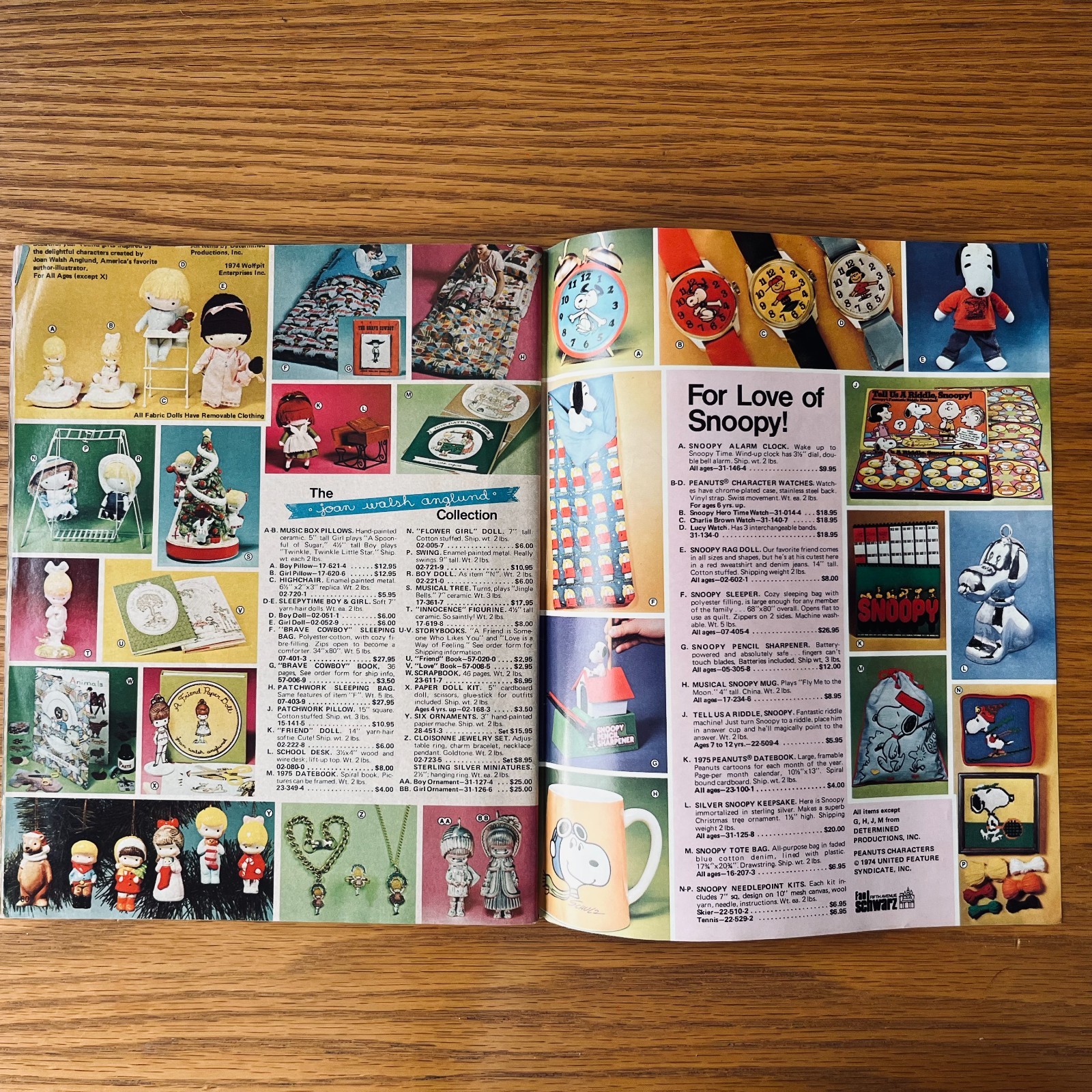 1974 – 1975 FAO SCHWARZ Holiday Christmas TOY Gift Catalog Steiff Dolls Trains