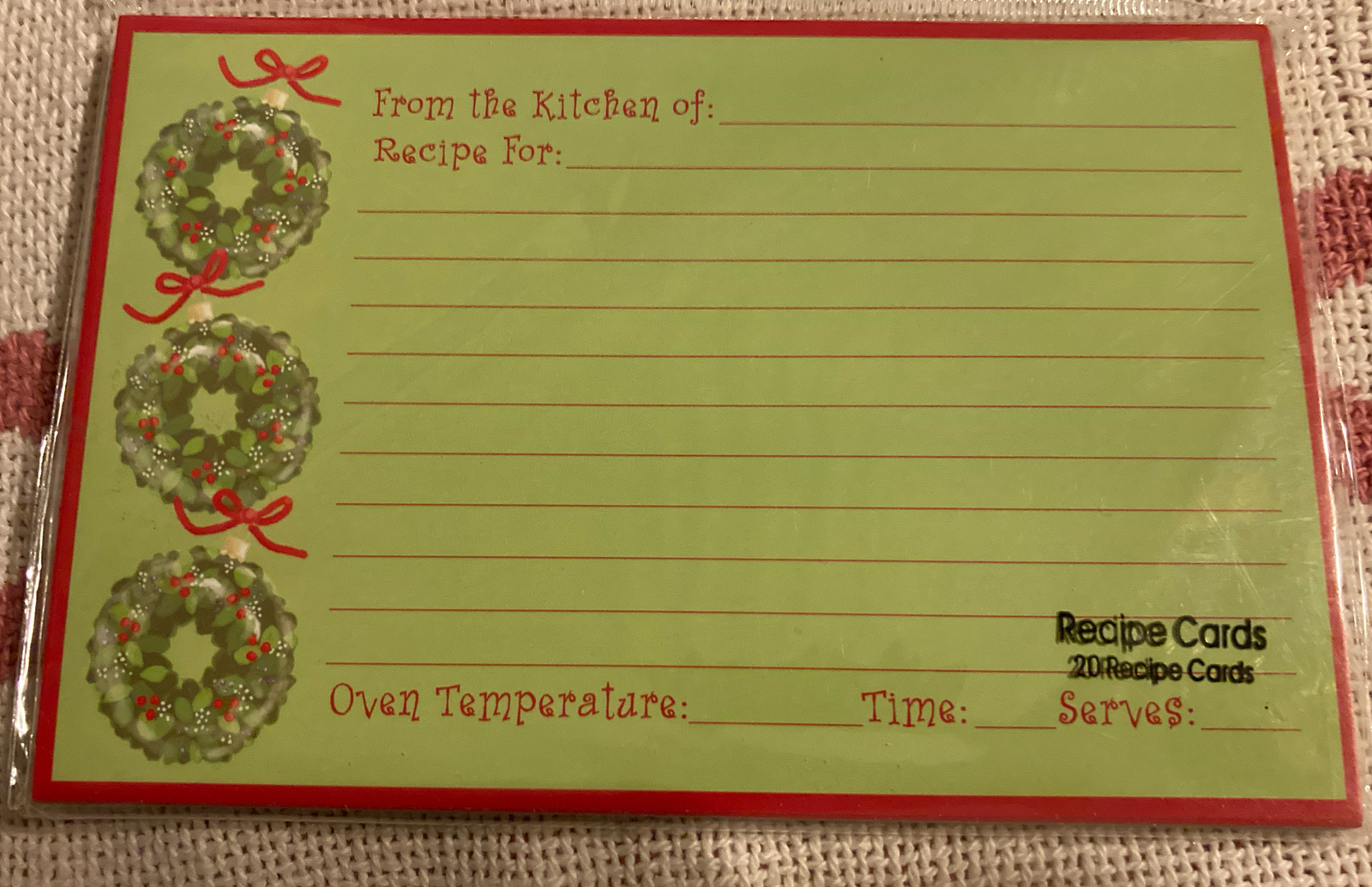 NIP STUDIO 18 Christmas Lined Recipe Cards, Package Of 18 Green W/Red Wreaths
