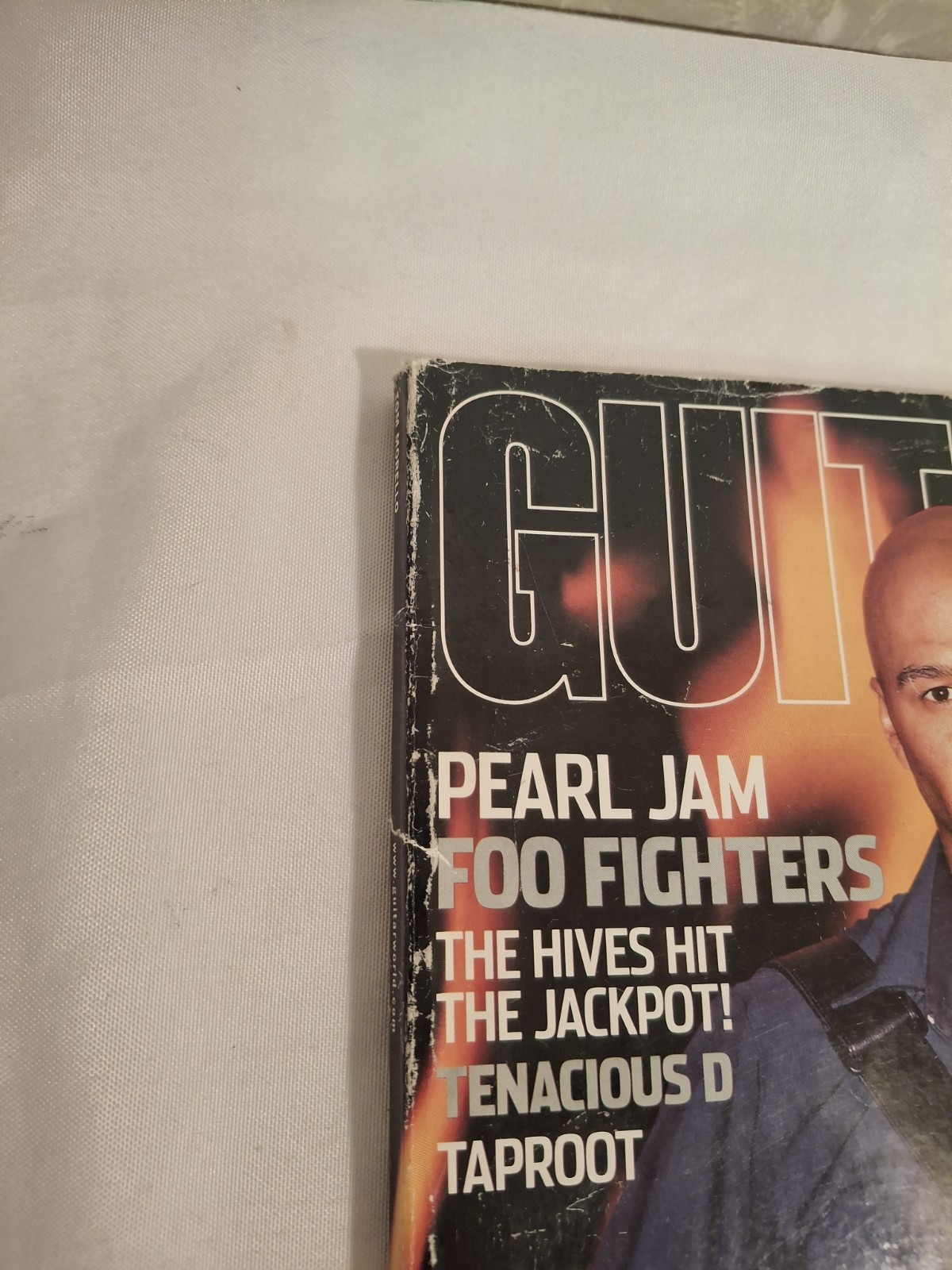 DEC 2002 GUITAR WORLD Vintage music magazine TOM MORELLO – AUDIOSLAVE W/POSTER