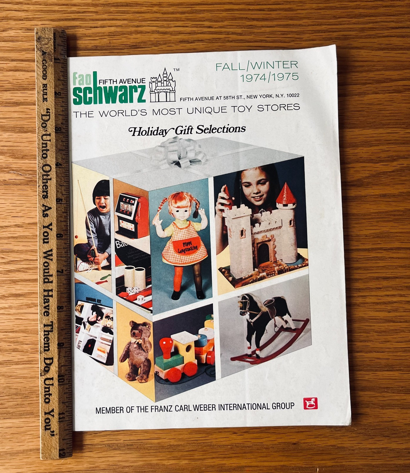 1974 – 1975 FAO SCHWARZ Holiday Christmas TOY Gift Catalog Steiff Dolls Trains
