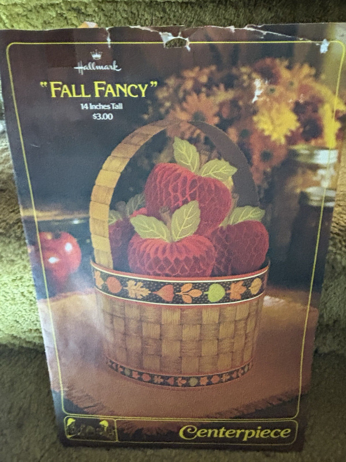 Vintage Hallmark 1970’s Fall Fancy Apple Basket Centerpiece Complete 14” Tall