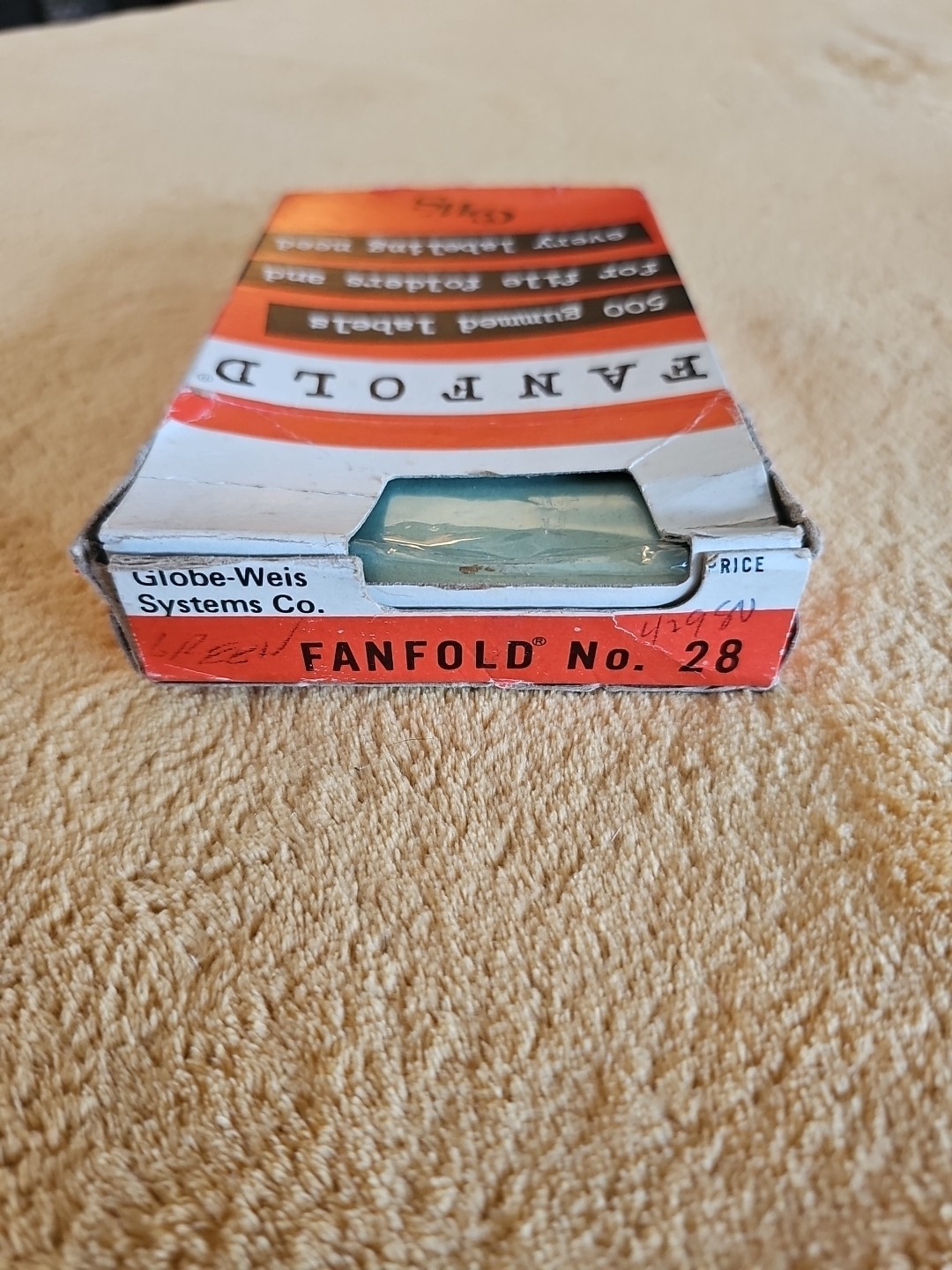 Fanfold 500 Gummed Labels Green Open Box No. 28 MCM Vintage