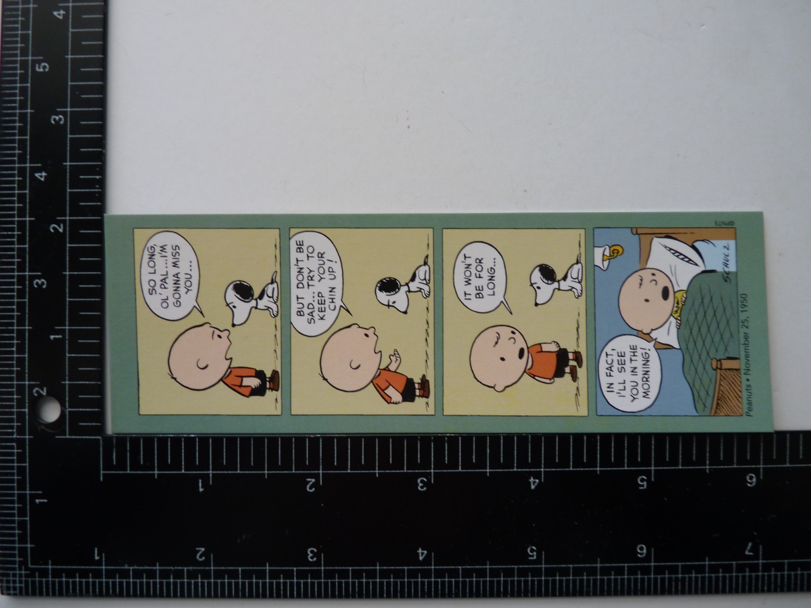 Charles M. Schulz Museum – Paperback Peanuts Bookmark w/Vtg Comic Strip NEW