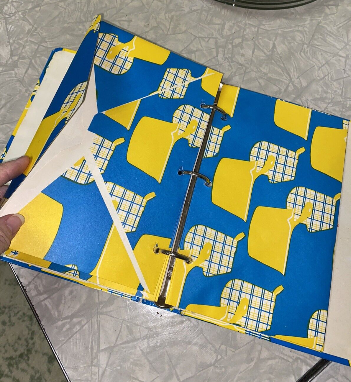 Vintage 1960’s My Recipes Recipe Binder Metal 3 Ring with envelopes and paper