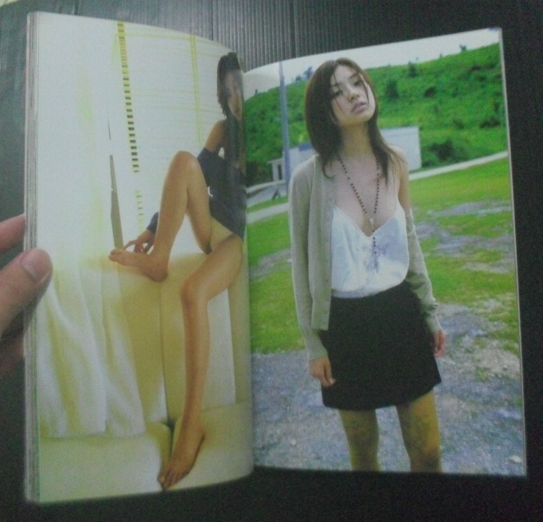 2000s SEXY Ayumi Kinoshita JAPAN Power Rangers Sentai Dekaranger Book MEGA RARE!
