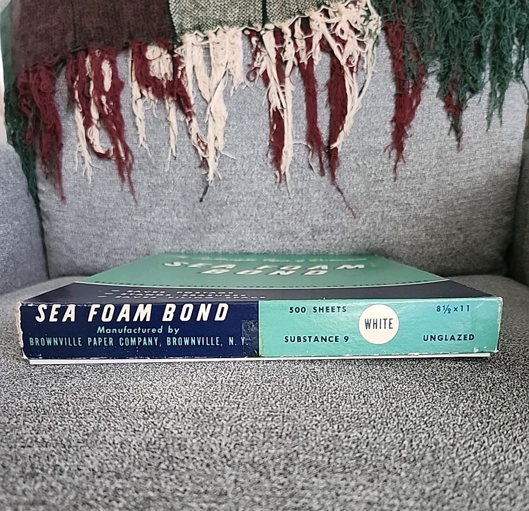 Vintage Sea Foam Bond The Lightweight Paper of Distinction Original Box Typing