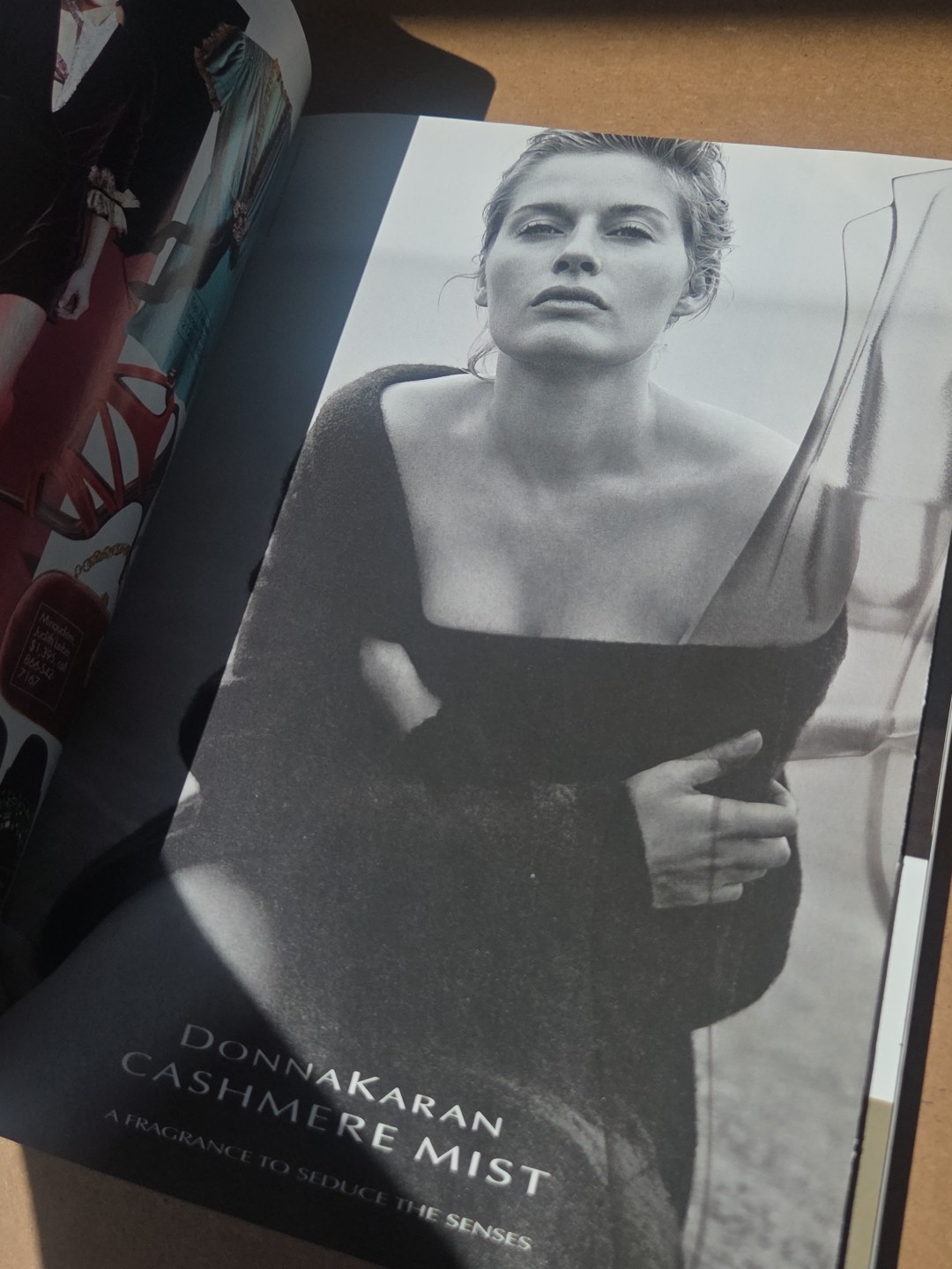 September 2004 ELLE Vintage Fashion Magazine JESSICA SIMPSON 500+ Pages Ads
