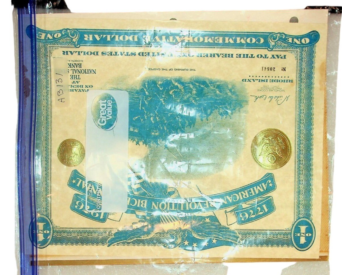 2-American Revolution Bicentennial Commemorative $1 Note 1976 Rhode Island State
