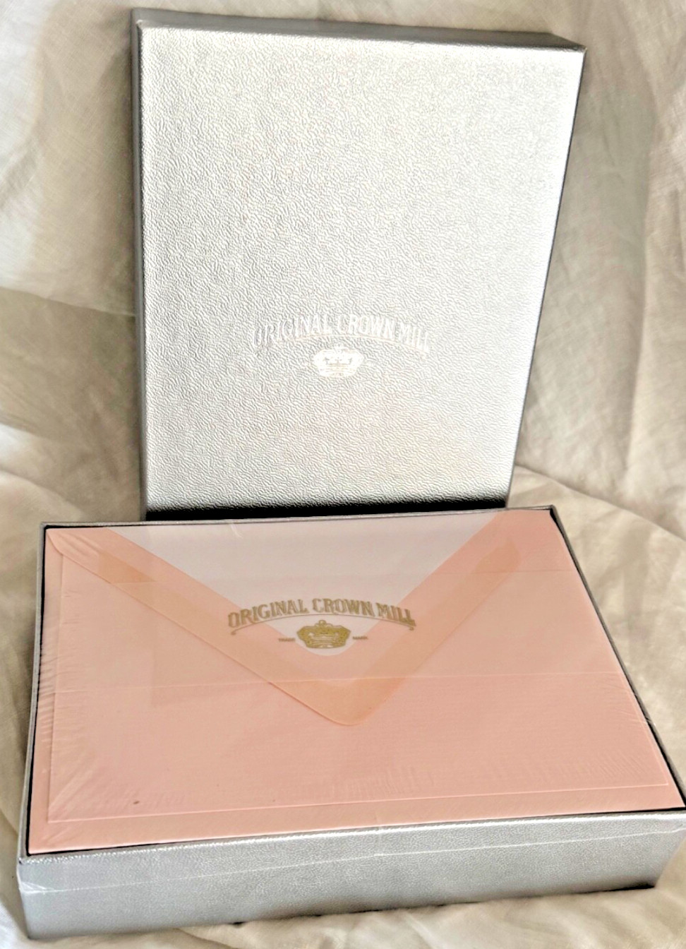 Original Crown Mill Silver Line Pink White 25 Note Cards Envelopes 4.5×6.25 NEW