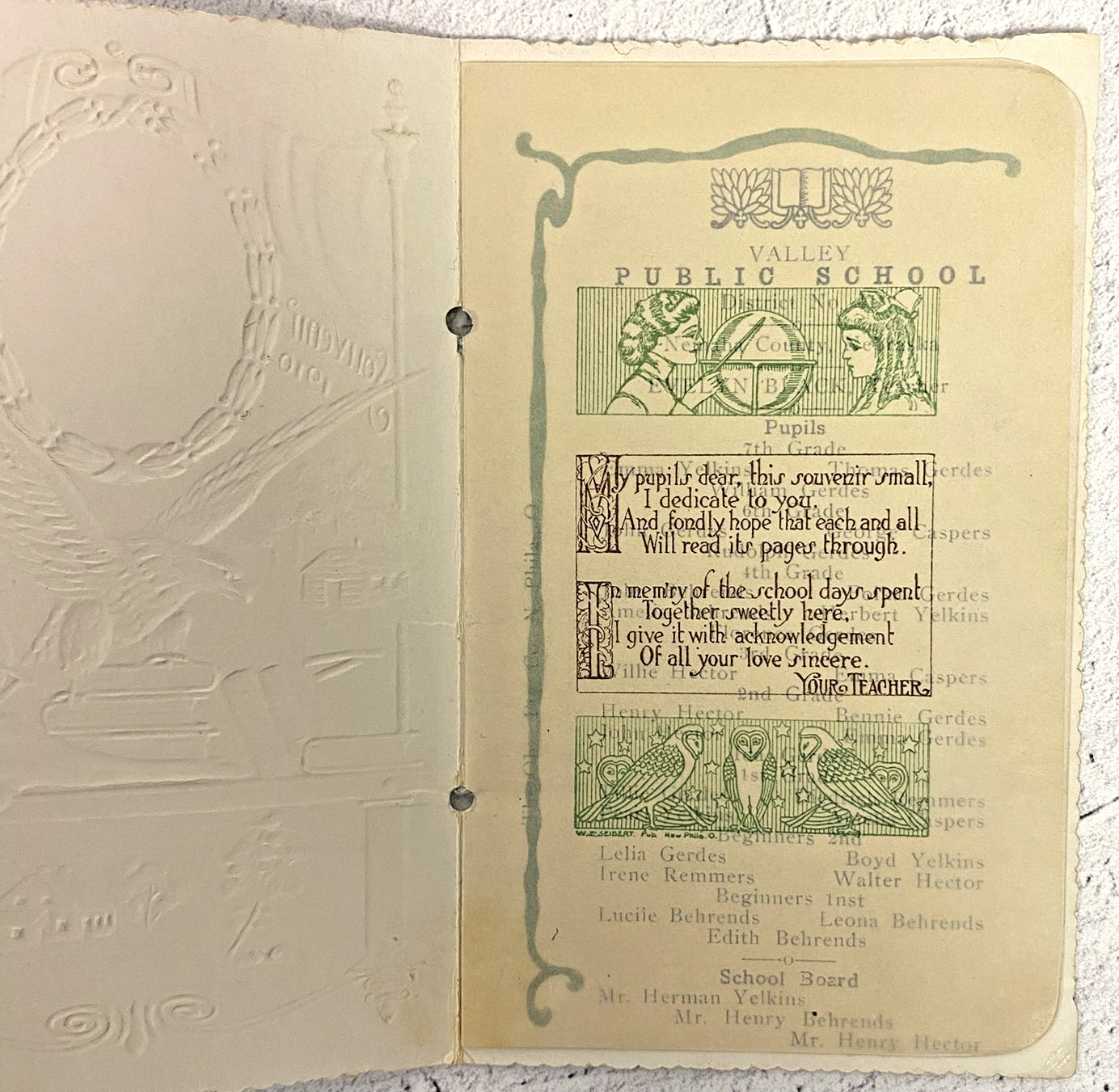 1910 Souvenir Memento Booklet Pioneer School House Embossed Americana Ephemera