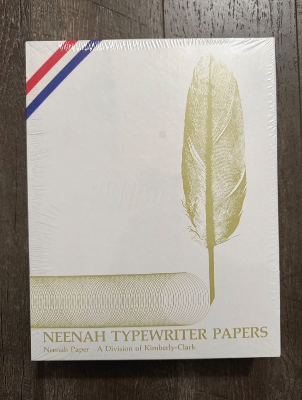 VTG Neenah Bond IVORY 8.5 x 11 Typewriter Paper Sub 20 Grain Long 500 Sheets NEW