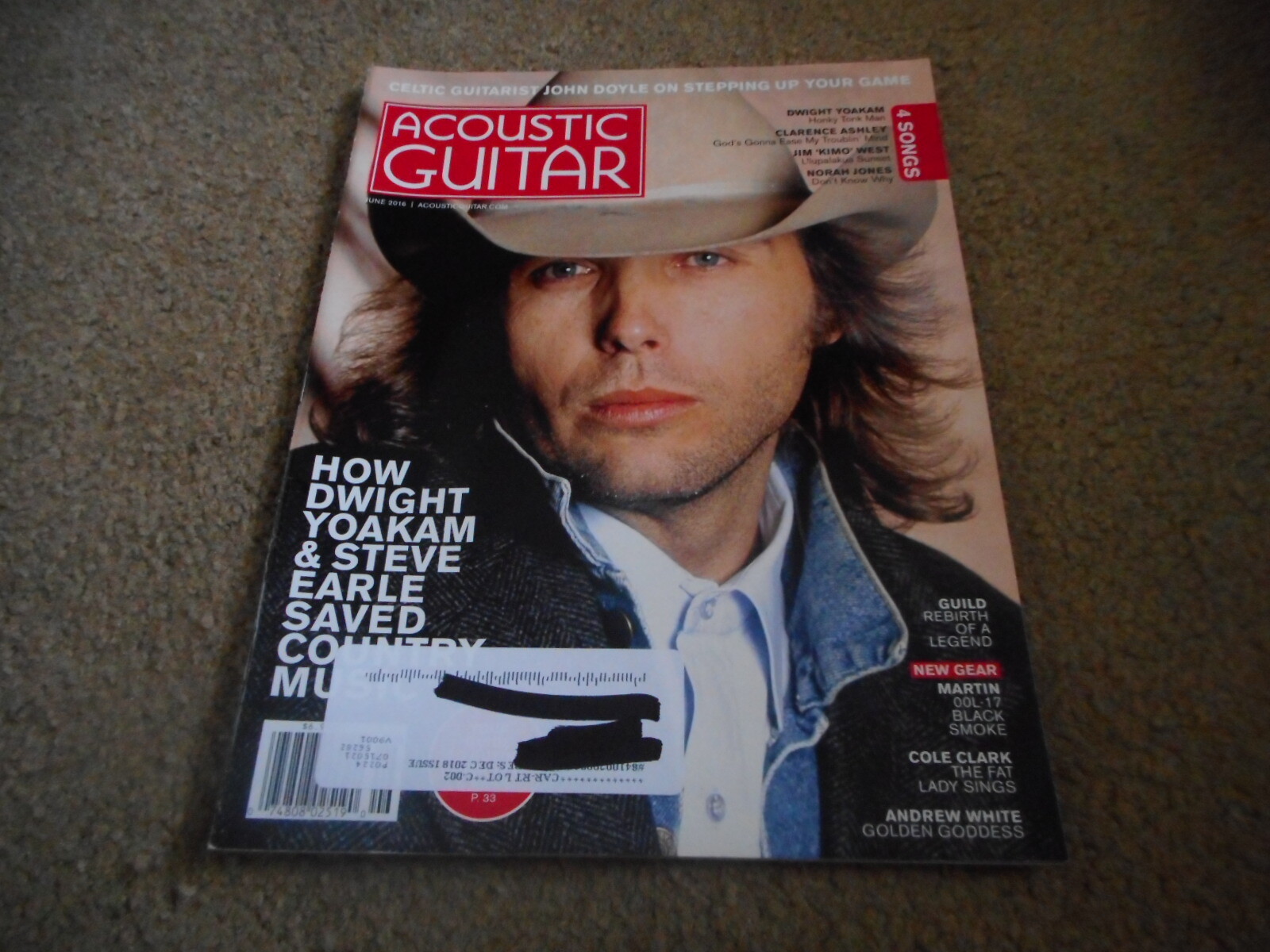 JUNE 2016 ACOUSTIC GUITAR – vintage music magazine – DWIGHT YOAKAM