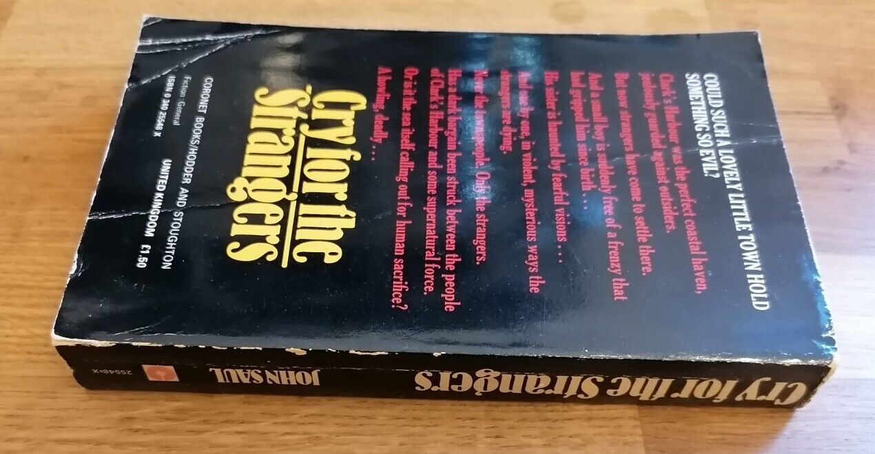 BOOK – Cry For The Strangers By John Saul Horror Paperback 1980 Coronet