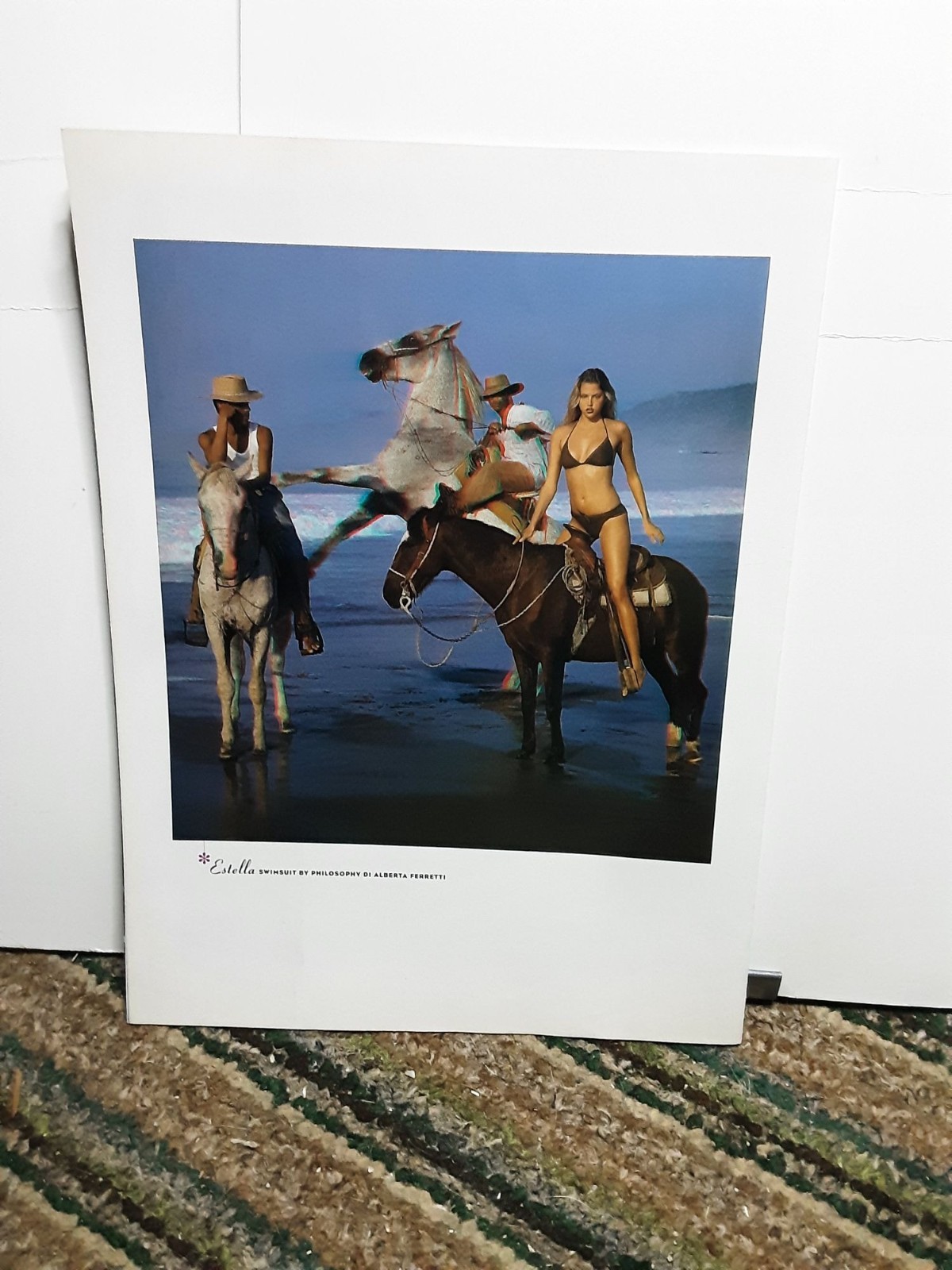 Vintage 2000 Swimsuit Models 3D Magazine Photo Feature 19 Page Section