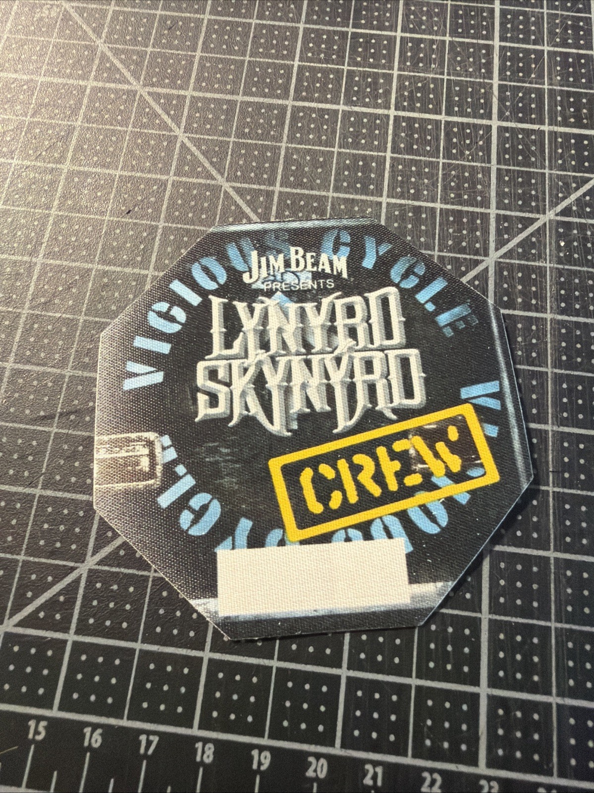Lynyrd Skynyrd Backstage Pass Vicious Cycle Tour Crew Original Rock Music Gift